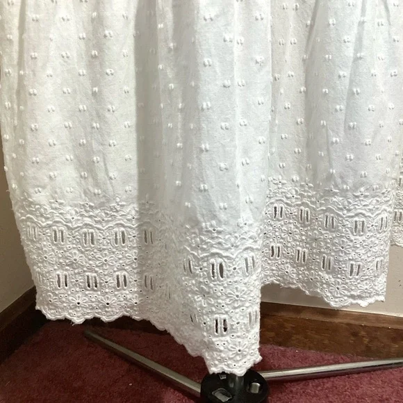 Old Navy Maxi Dress XL Embroidered Tiered Cottagecore Eyelet - Picture 12 of 16